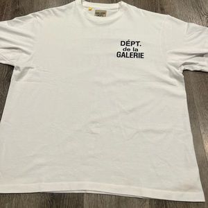 RARE Gallery Dept French Souvenir Logo Distressed Vintage Washed White T-Shirt